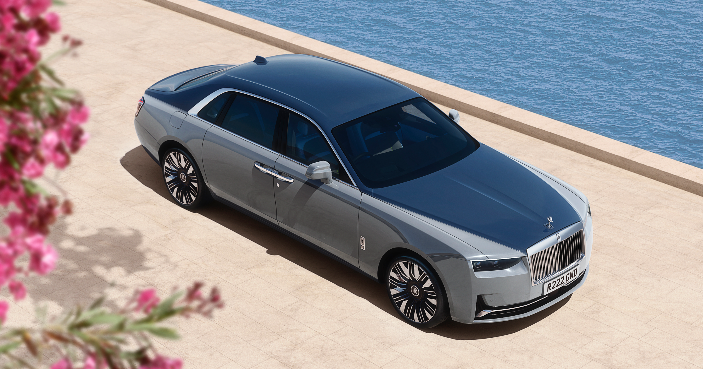 未使用 ROLLS　ROYCE GHOST　ヘッドレストセット　ロールスロイス GSIIEX_DAY4-FB-CARD1.png
